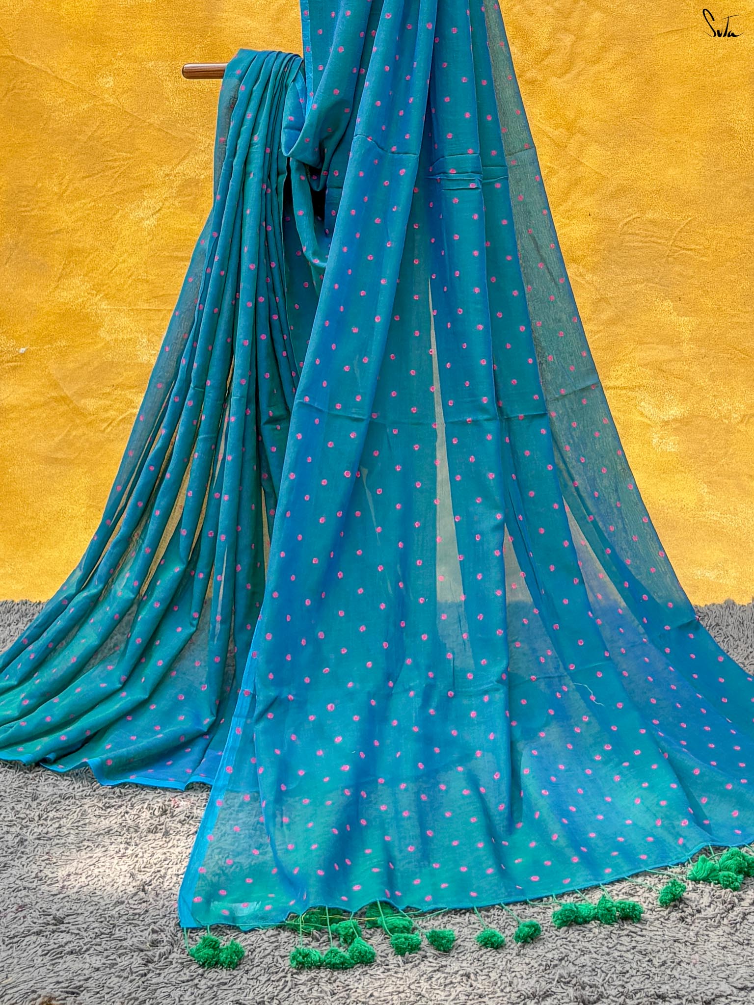 Shaola Pakhi Polka