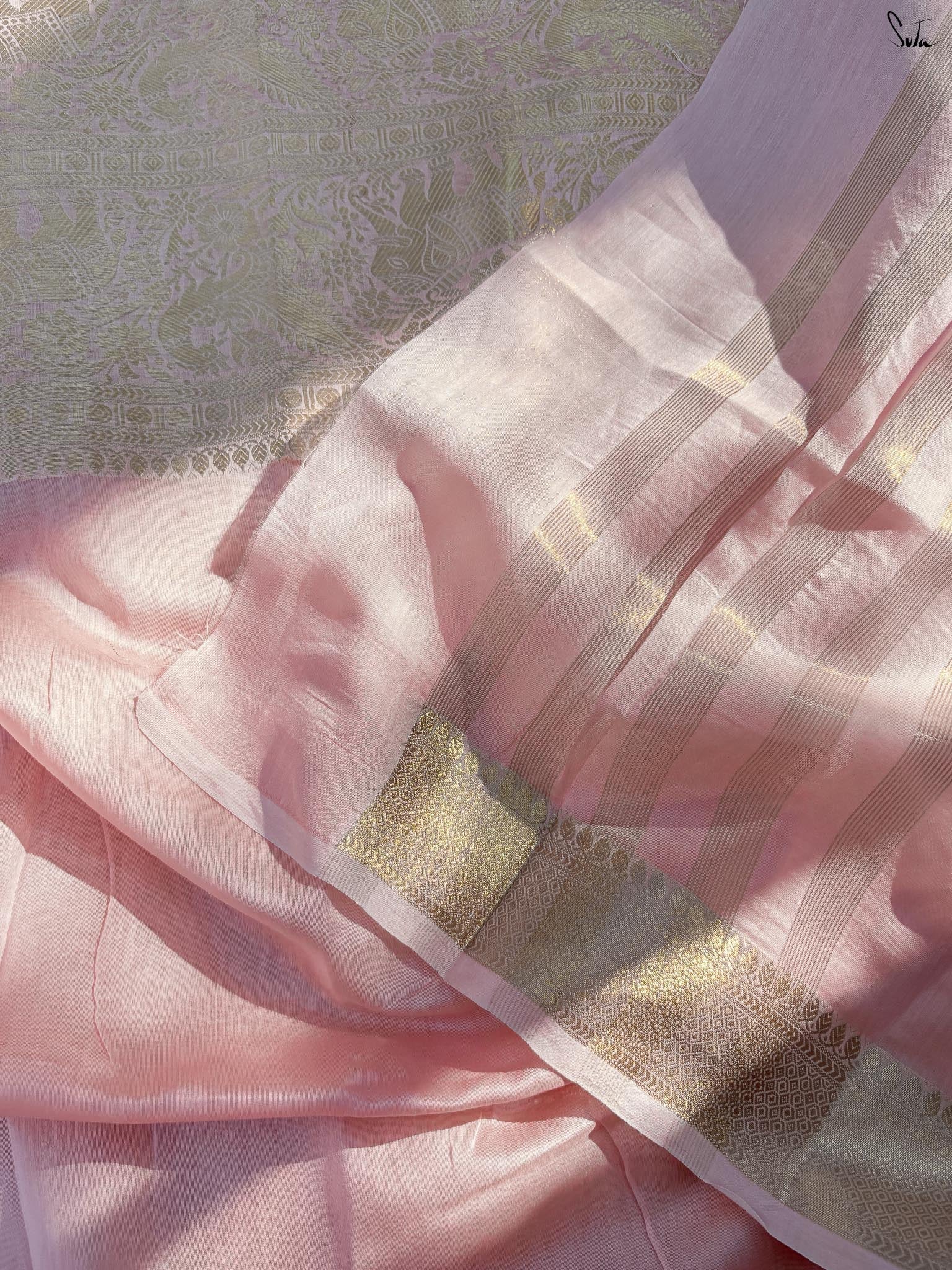 Rosa Resham