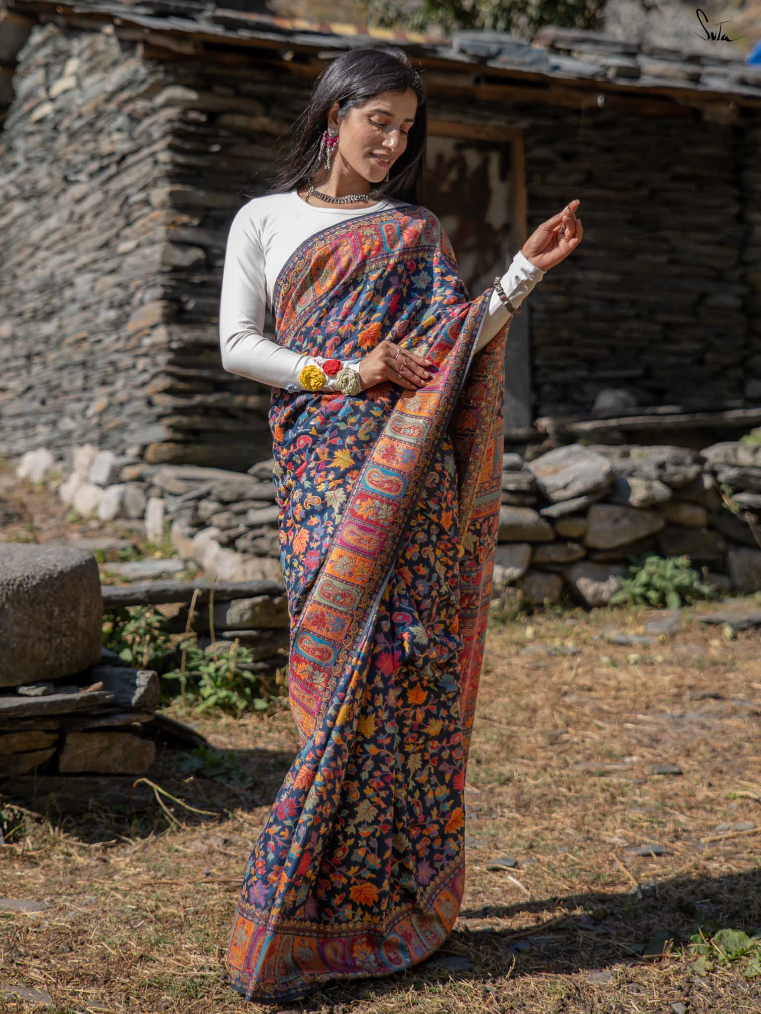 Apricot Pashm Multicolour Woolen Saree