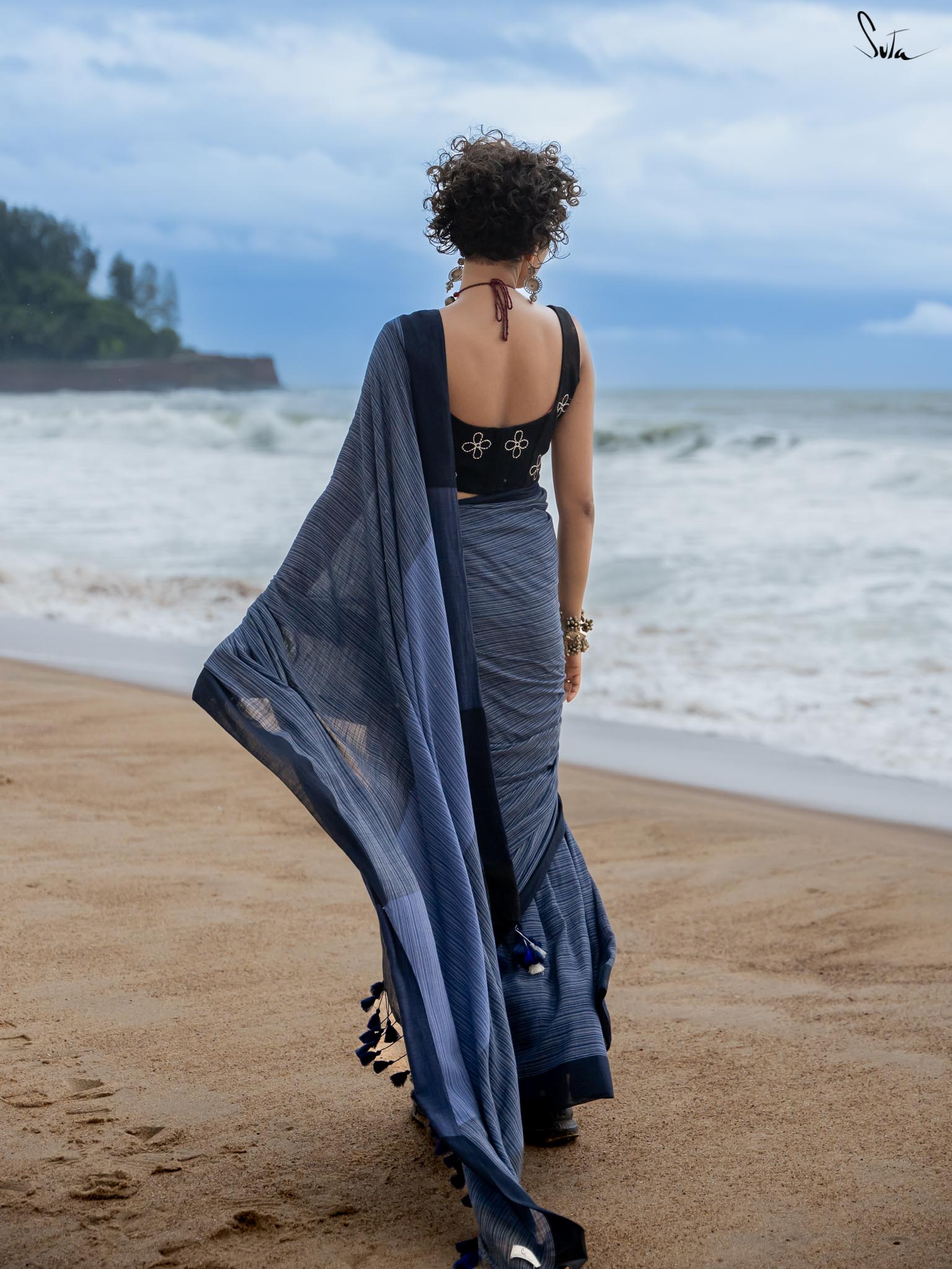 Indigo Wave