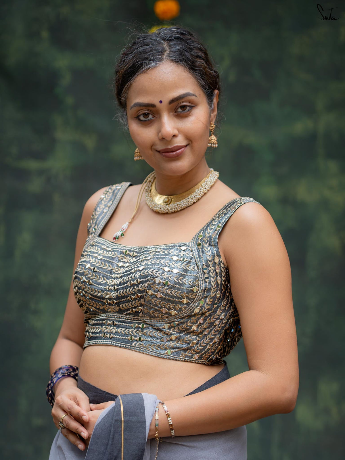 Chandi Rojonigandha