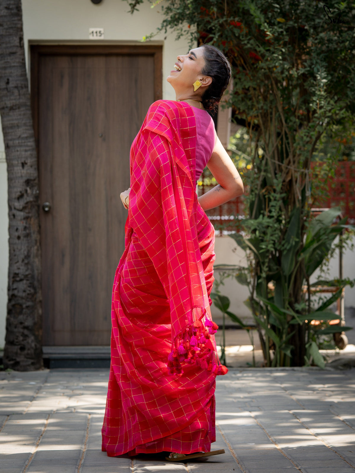 Suta x Dushara Hopscotch - Pink & Red Checks Saree with Silver Zari Details
