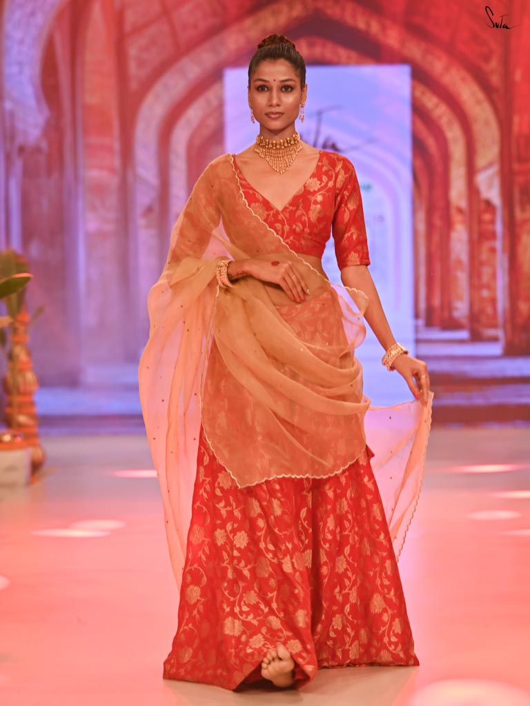 Gulabo Ki Mehfil
