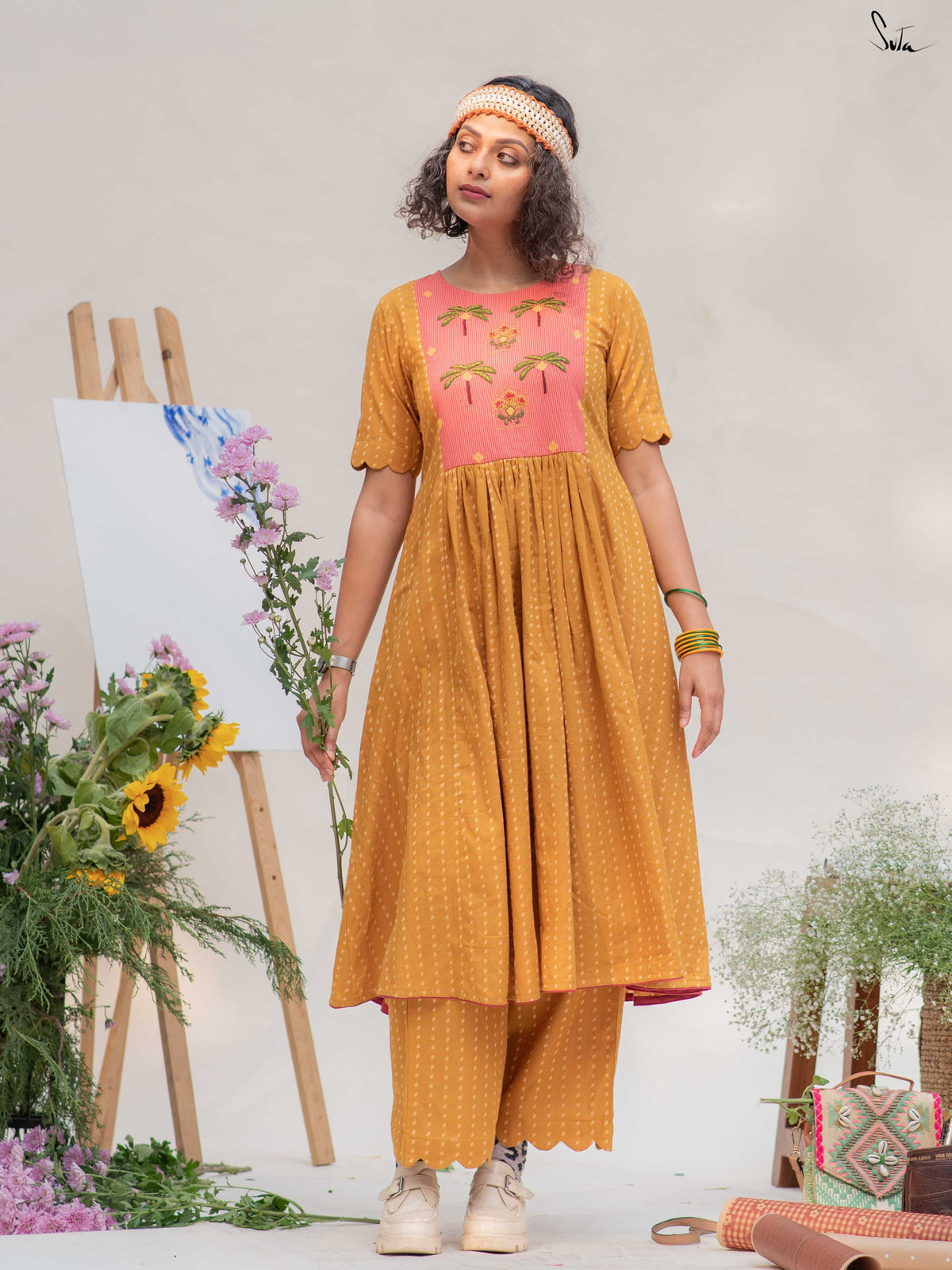 Ushno Pata (Kurta Set)