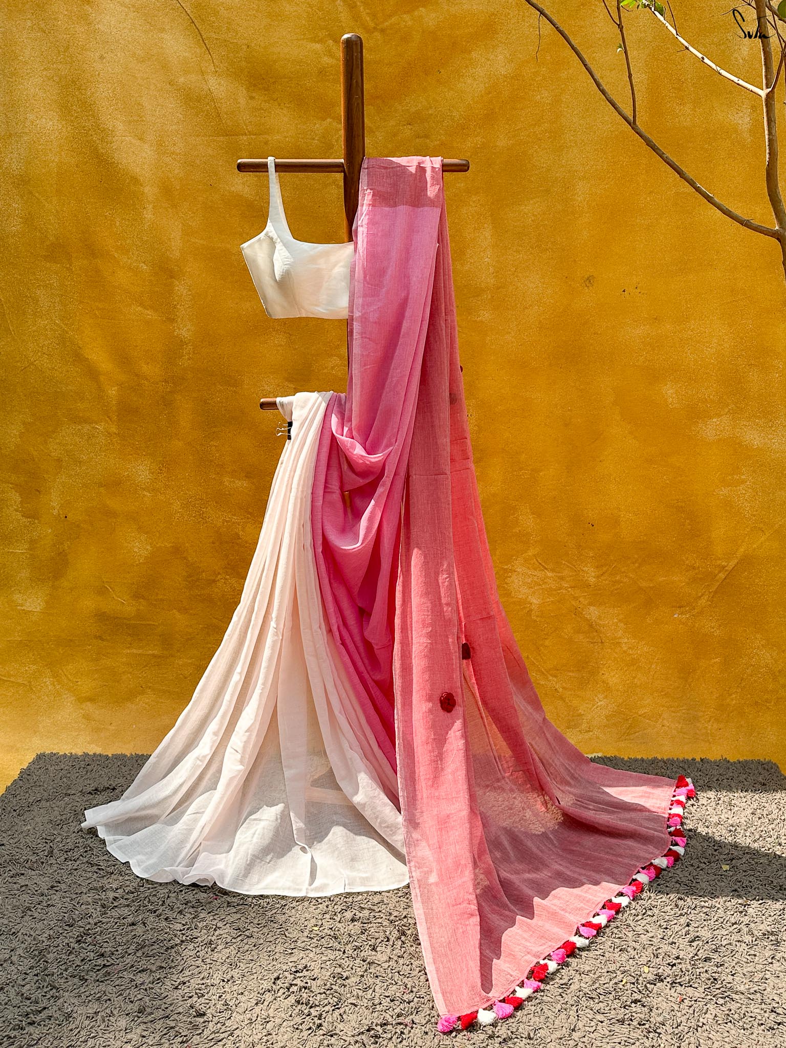 Gulabi Chandrika