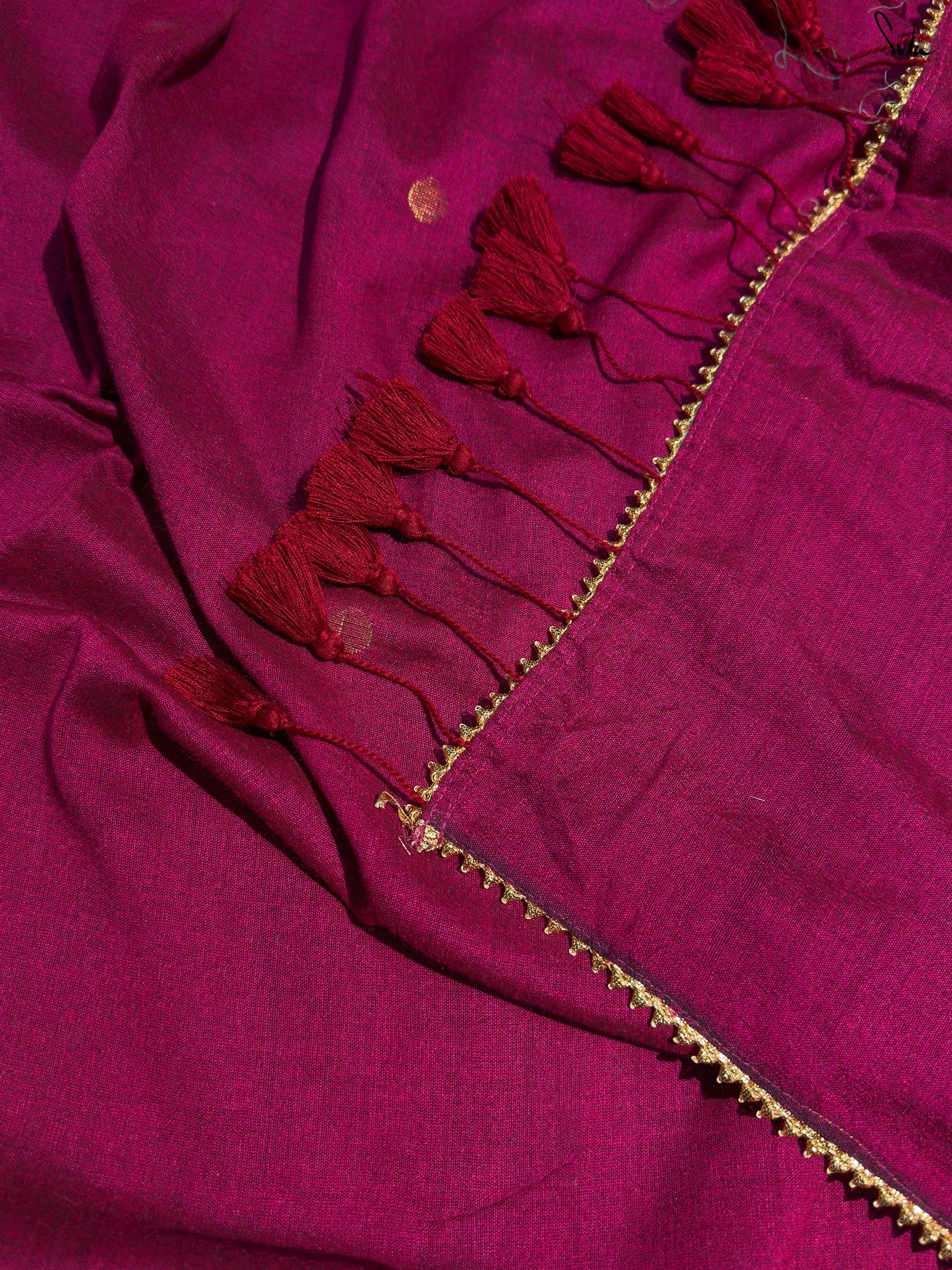 Magenta Mohini