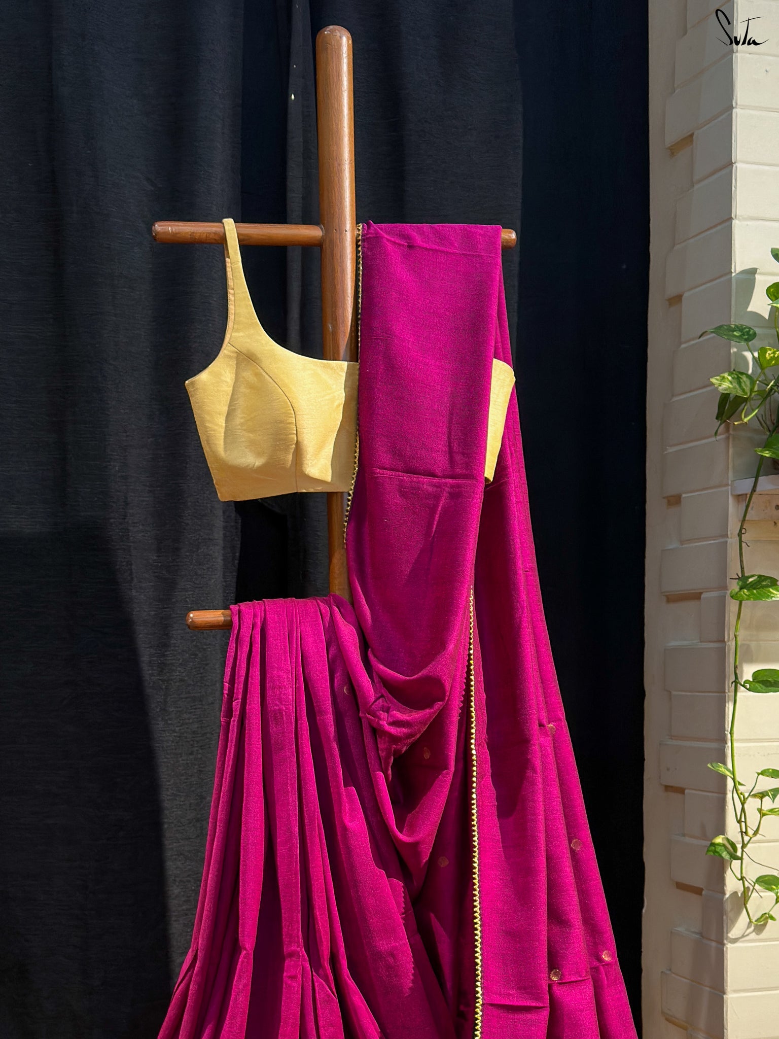 Magenta Mohini