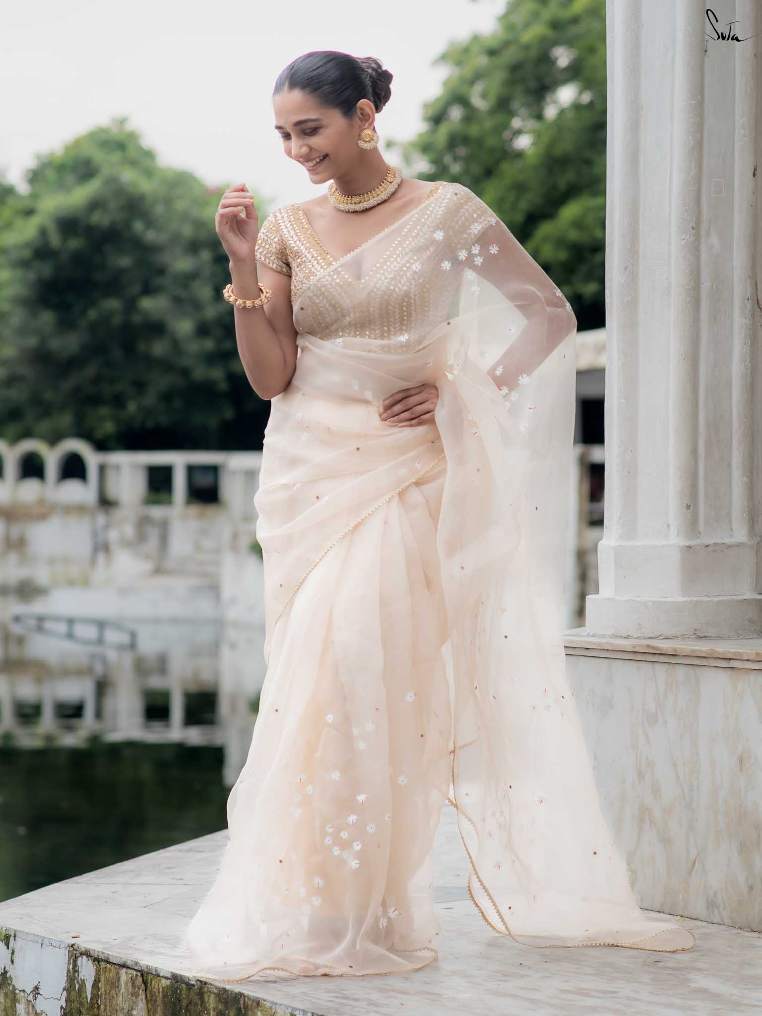 Moonlit Shiuli Blooms