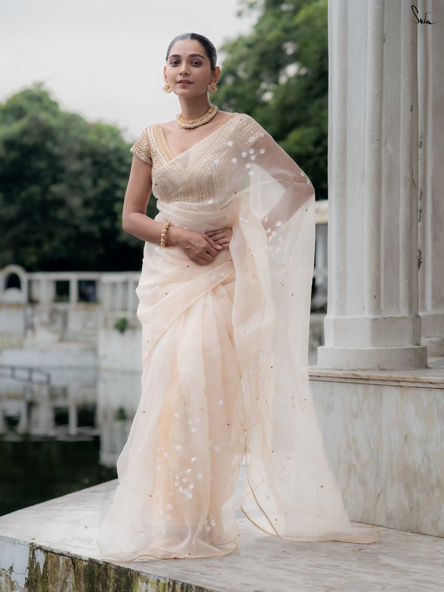 Moonlit Shiuli Blooms