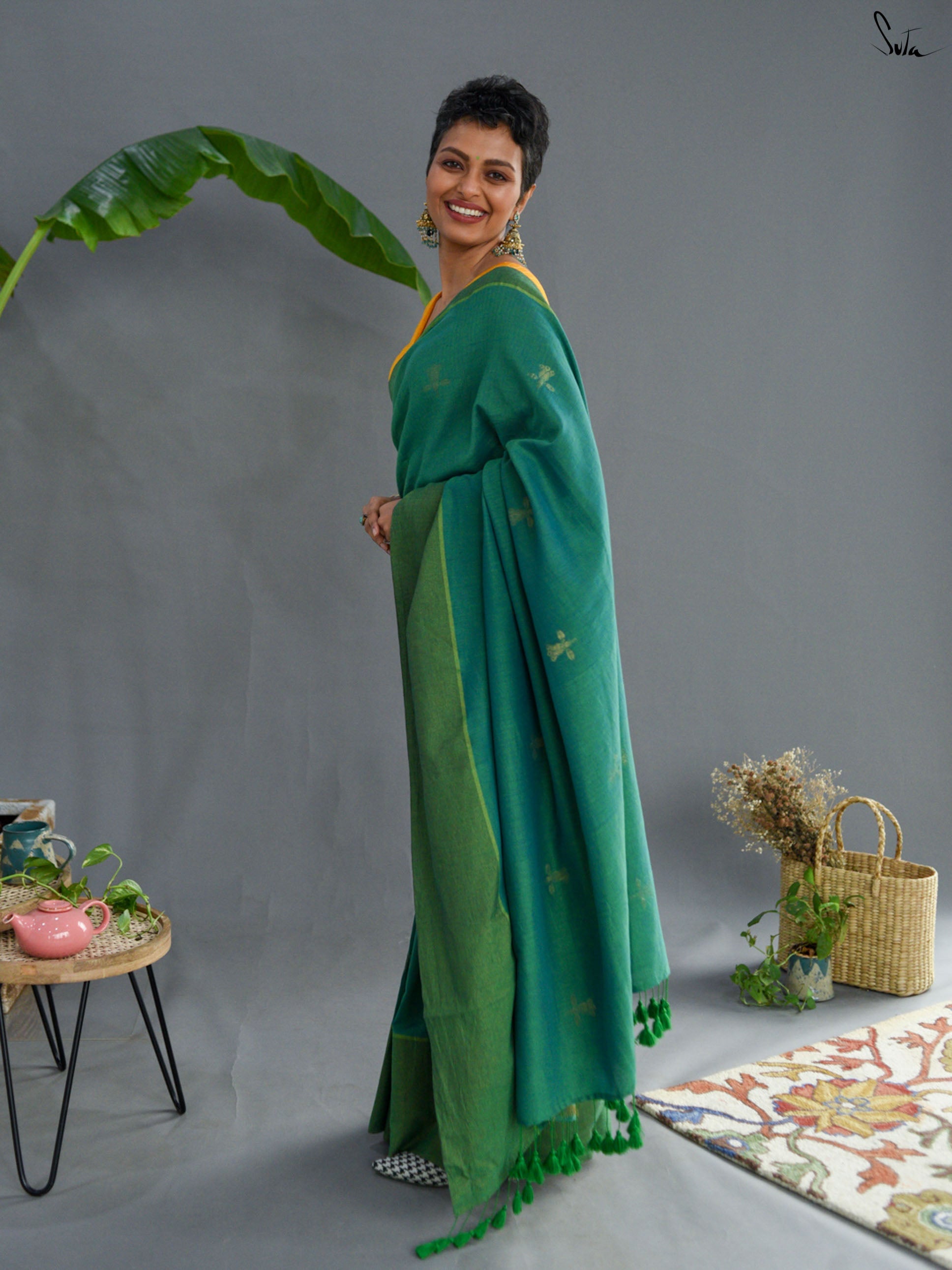 Munshell Saree