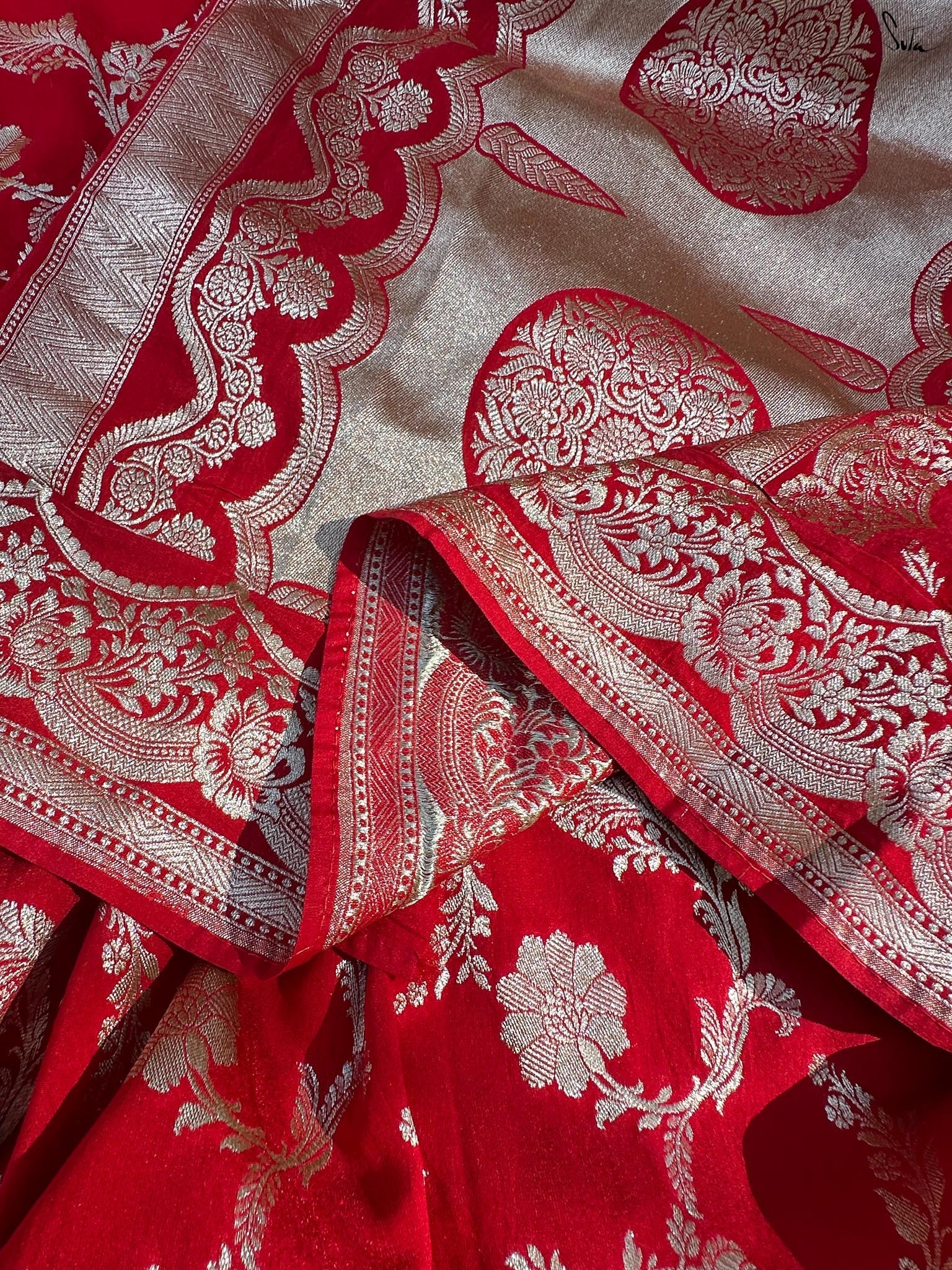 Chandramukhi Red Banarasi Saree