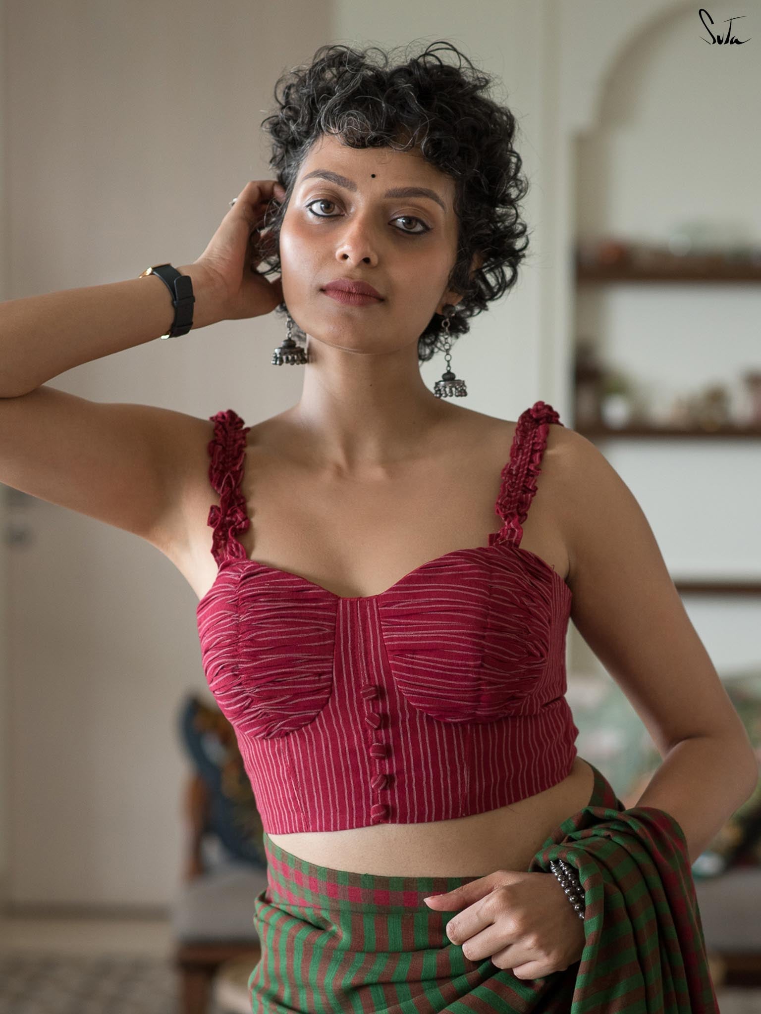 Curly Charulata