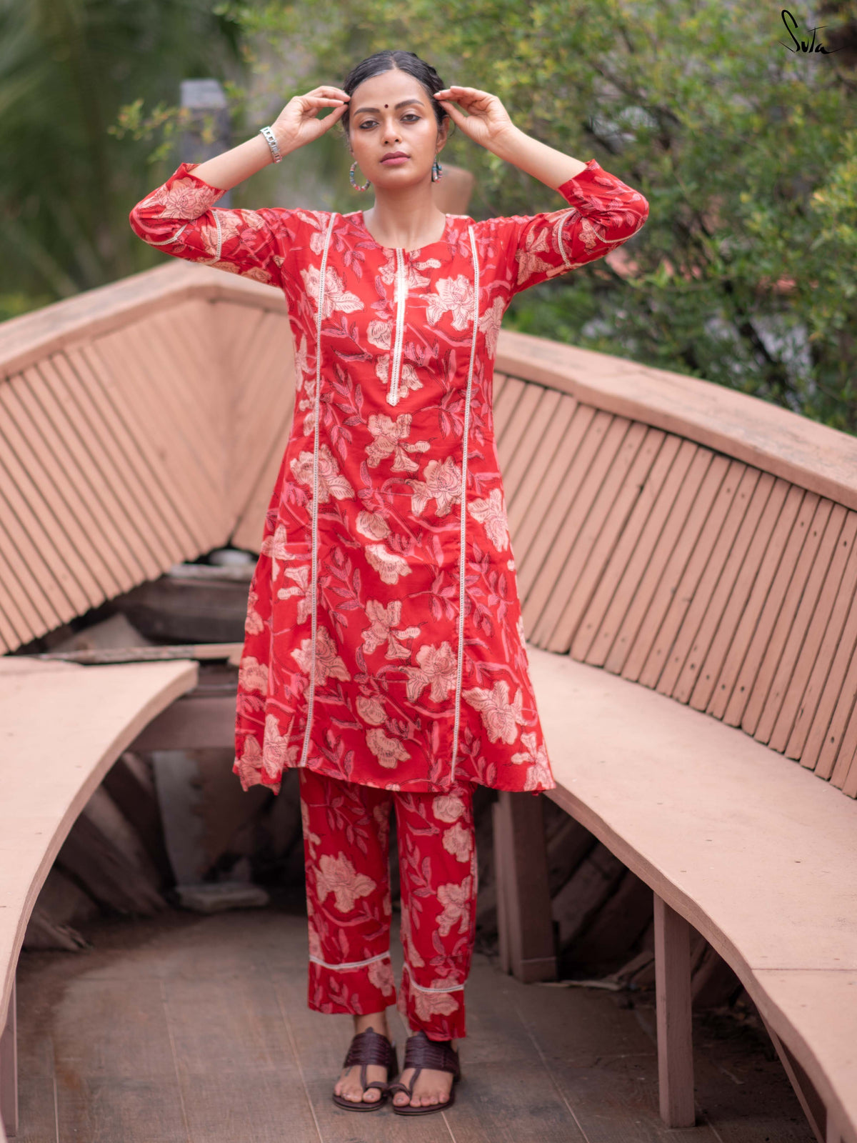 Suta Red Cotton Kurta Set