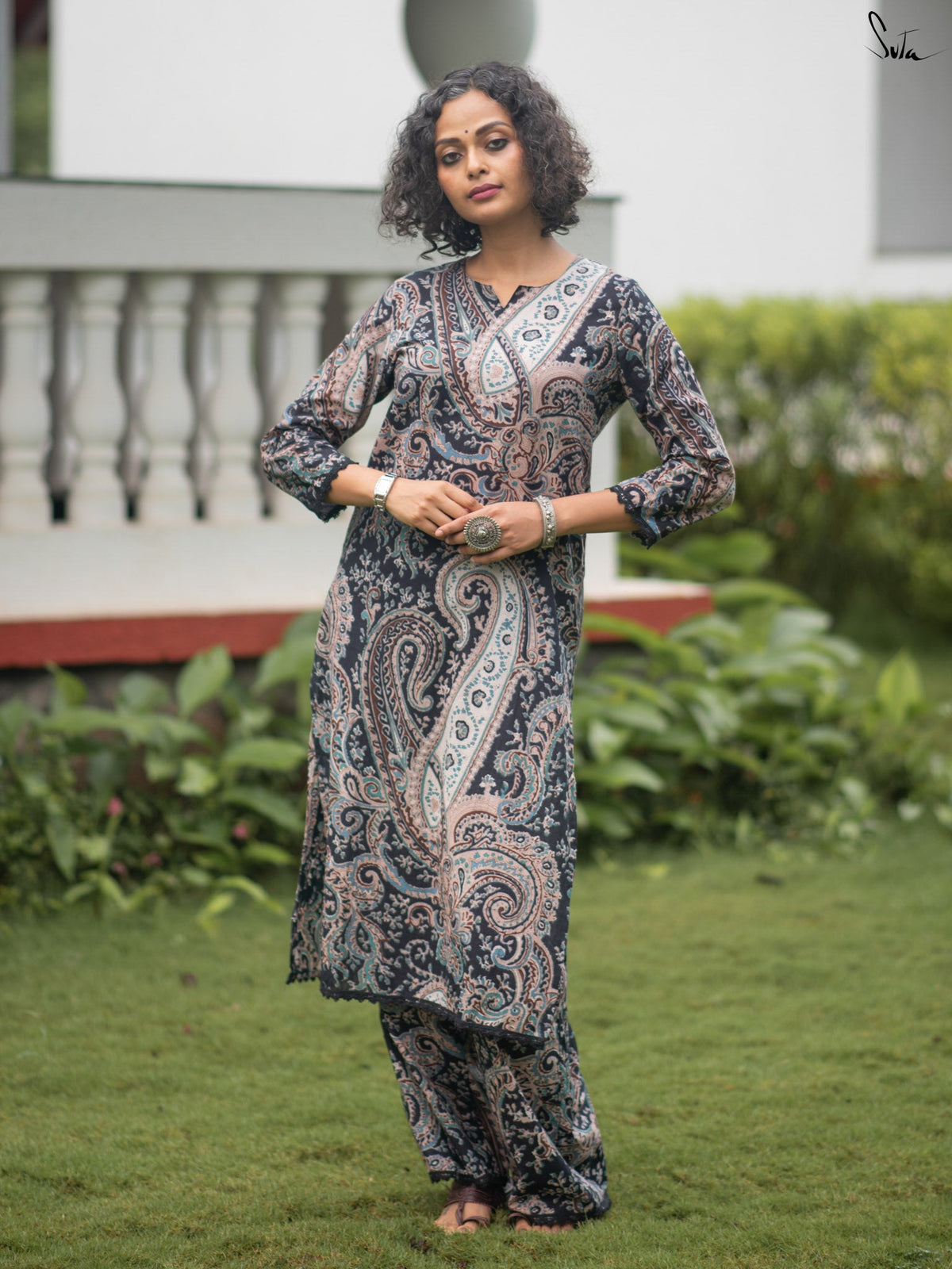 Suta Black Cotton Kurta Set