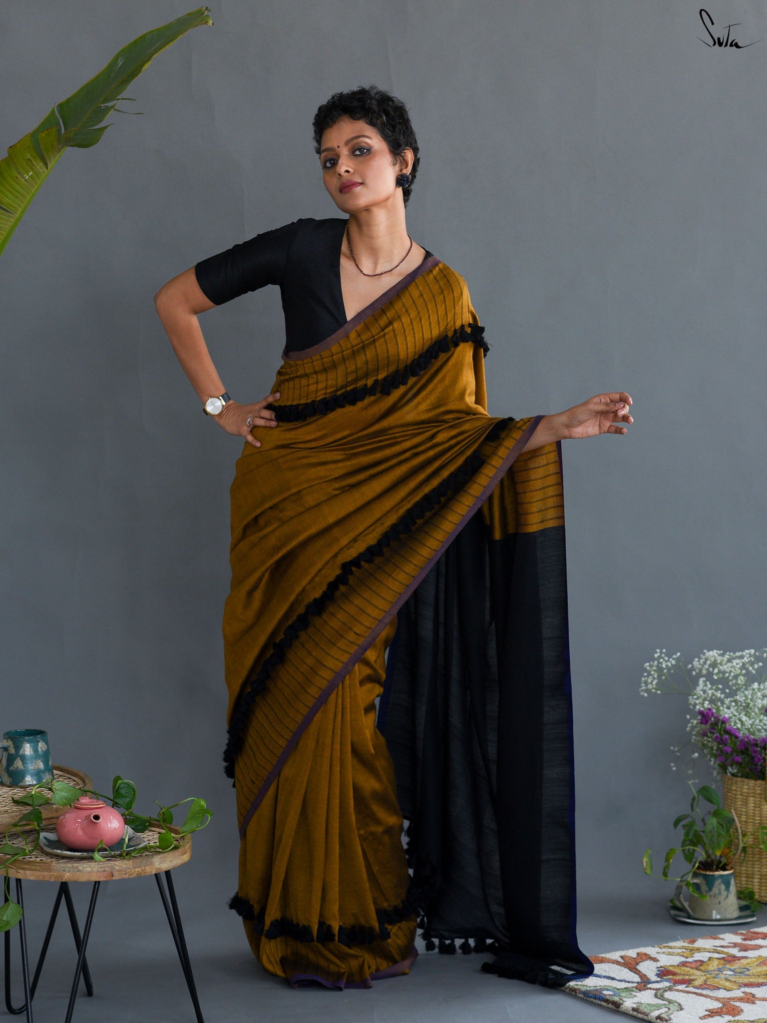 Dark Caramel Crayon Saree