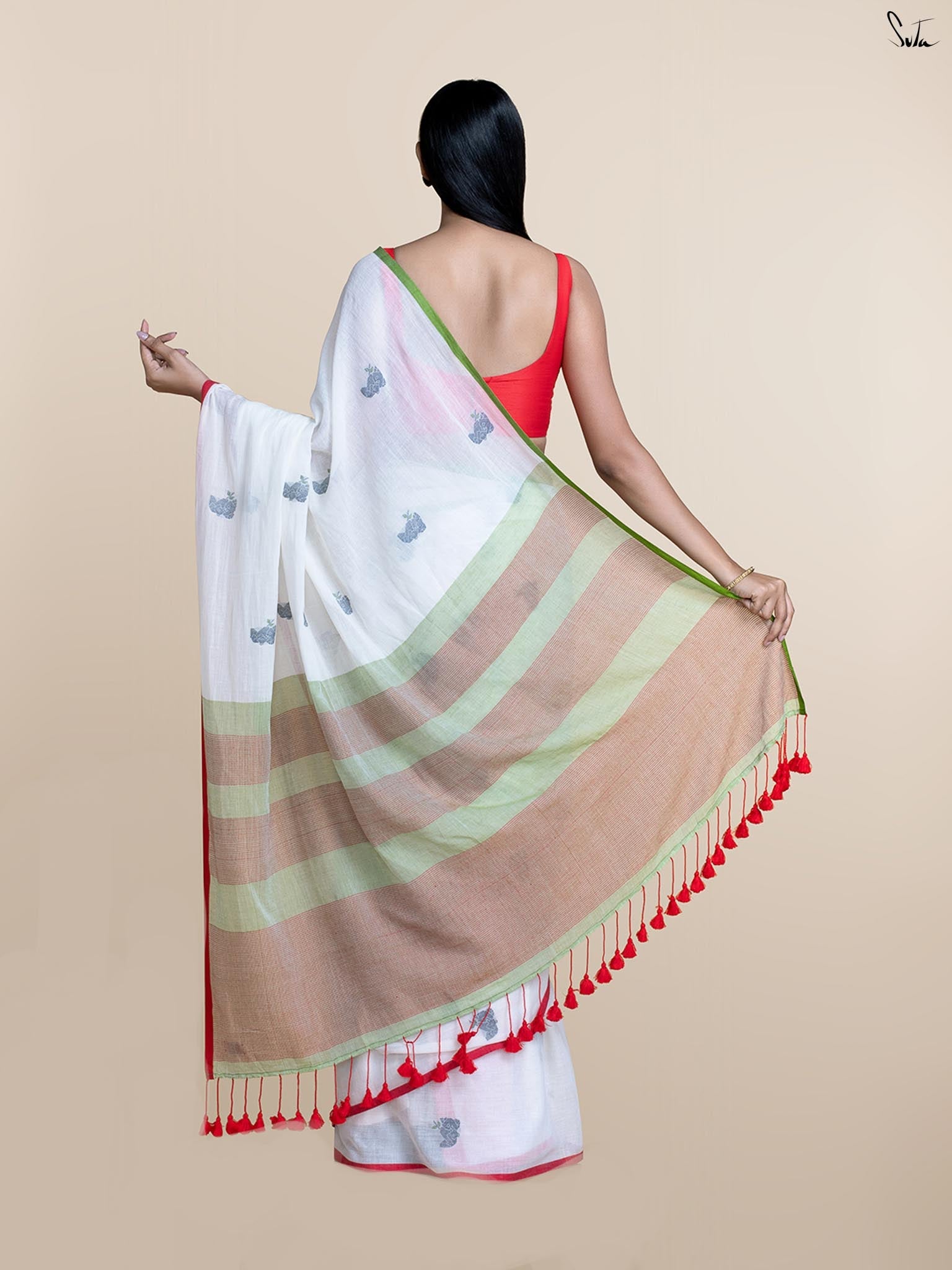 Suta Women White Ethnic Motifs Motif Printed Cotton Saree