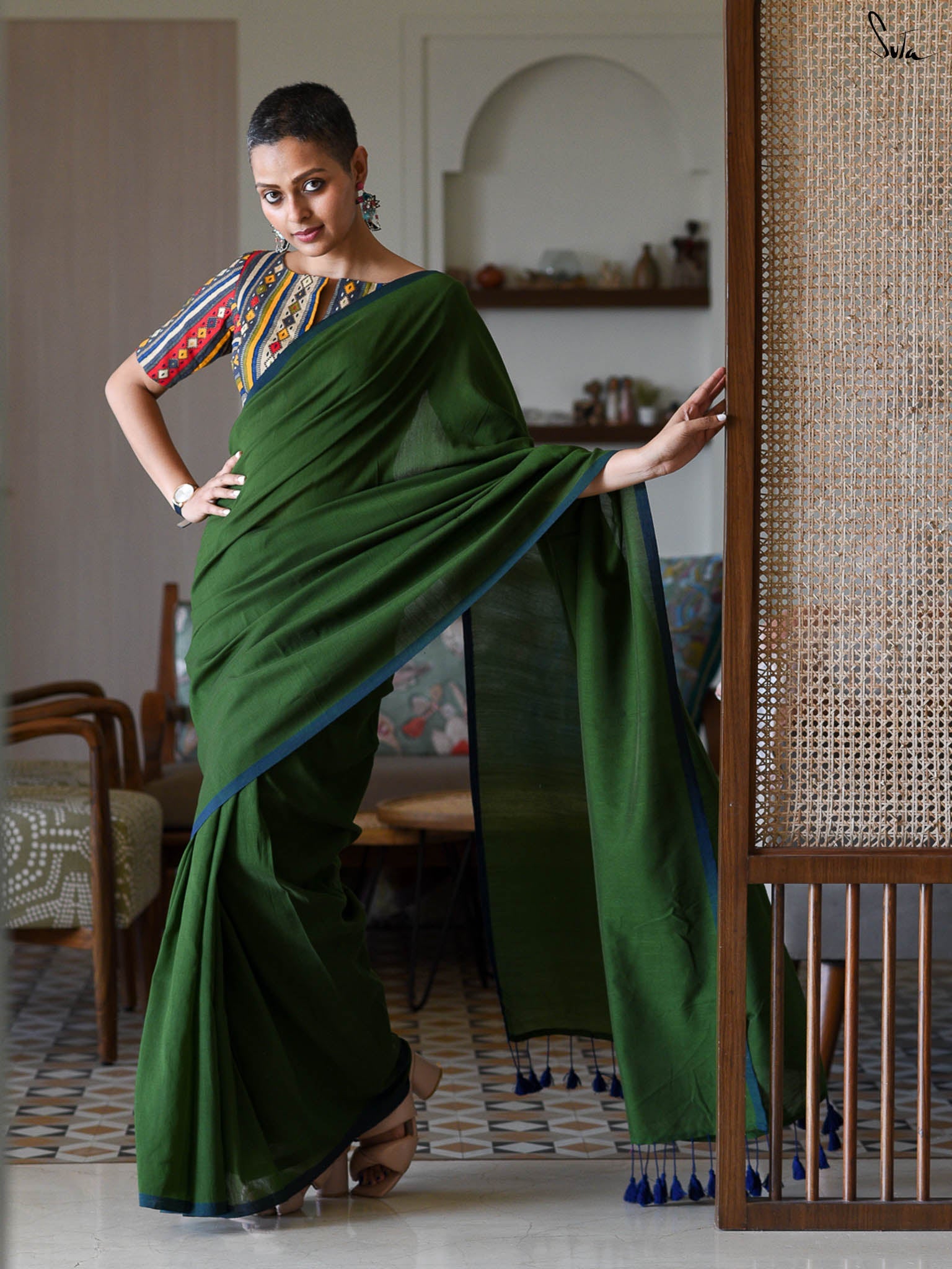 The Connoisuer Saree
