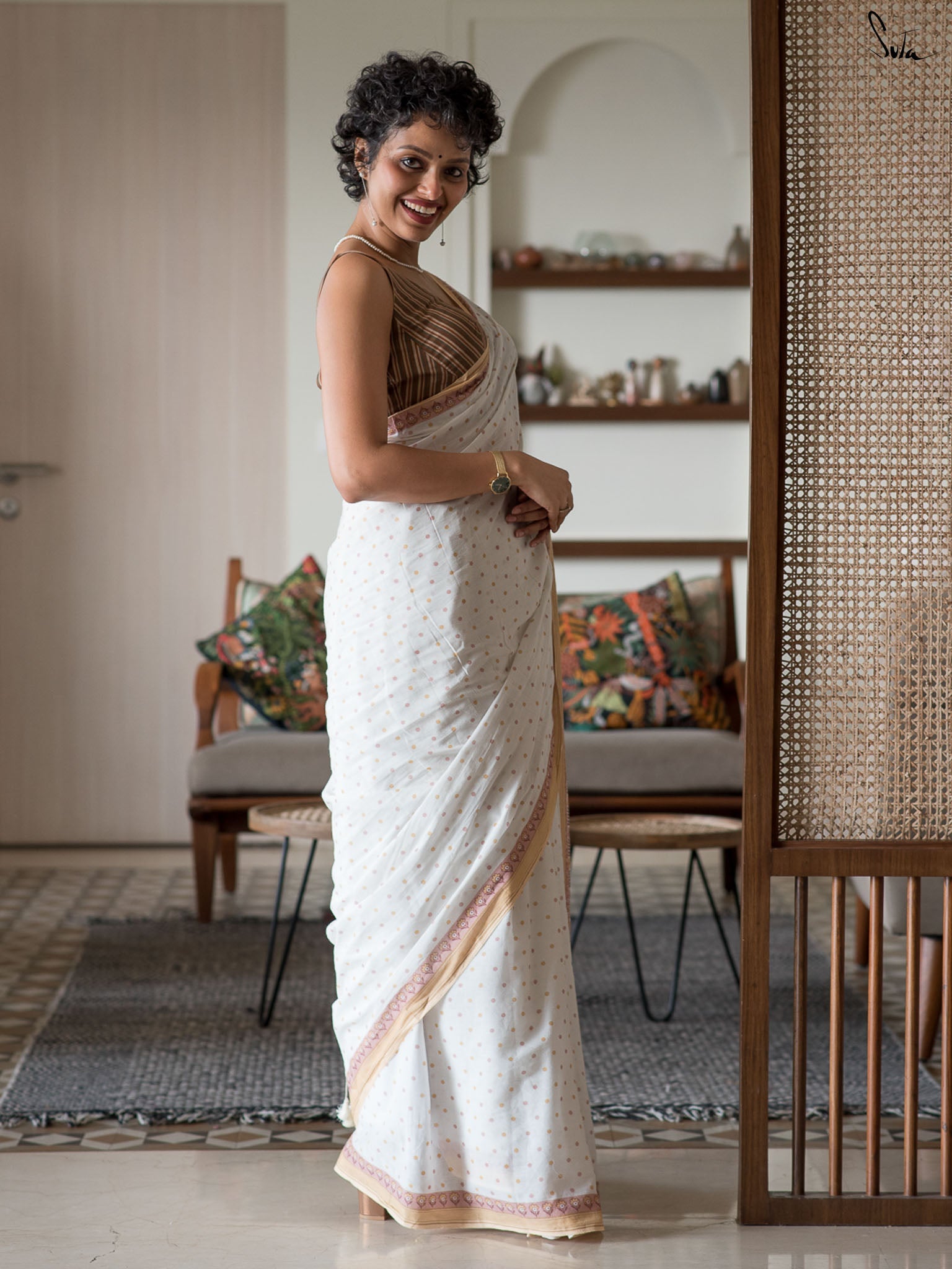 Sitaron se agge Saree