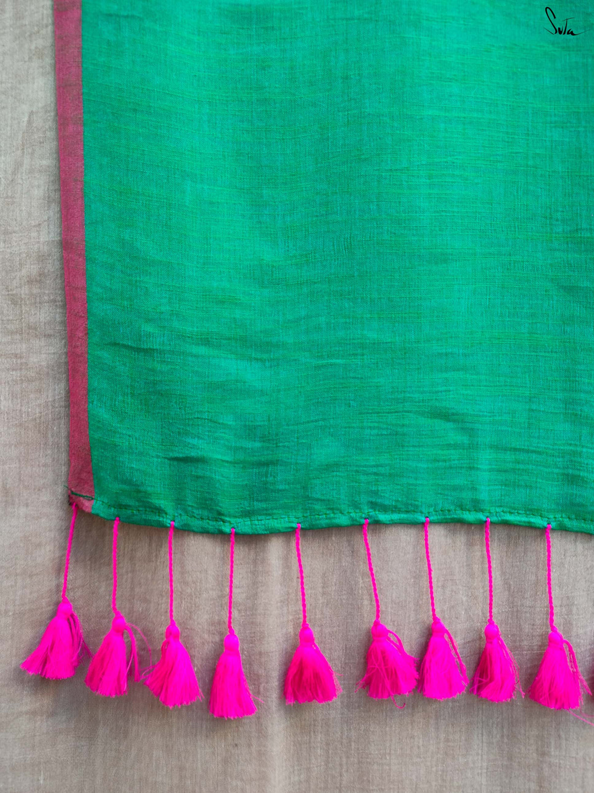 Slayin' Lady Saree