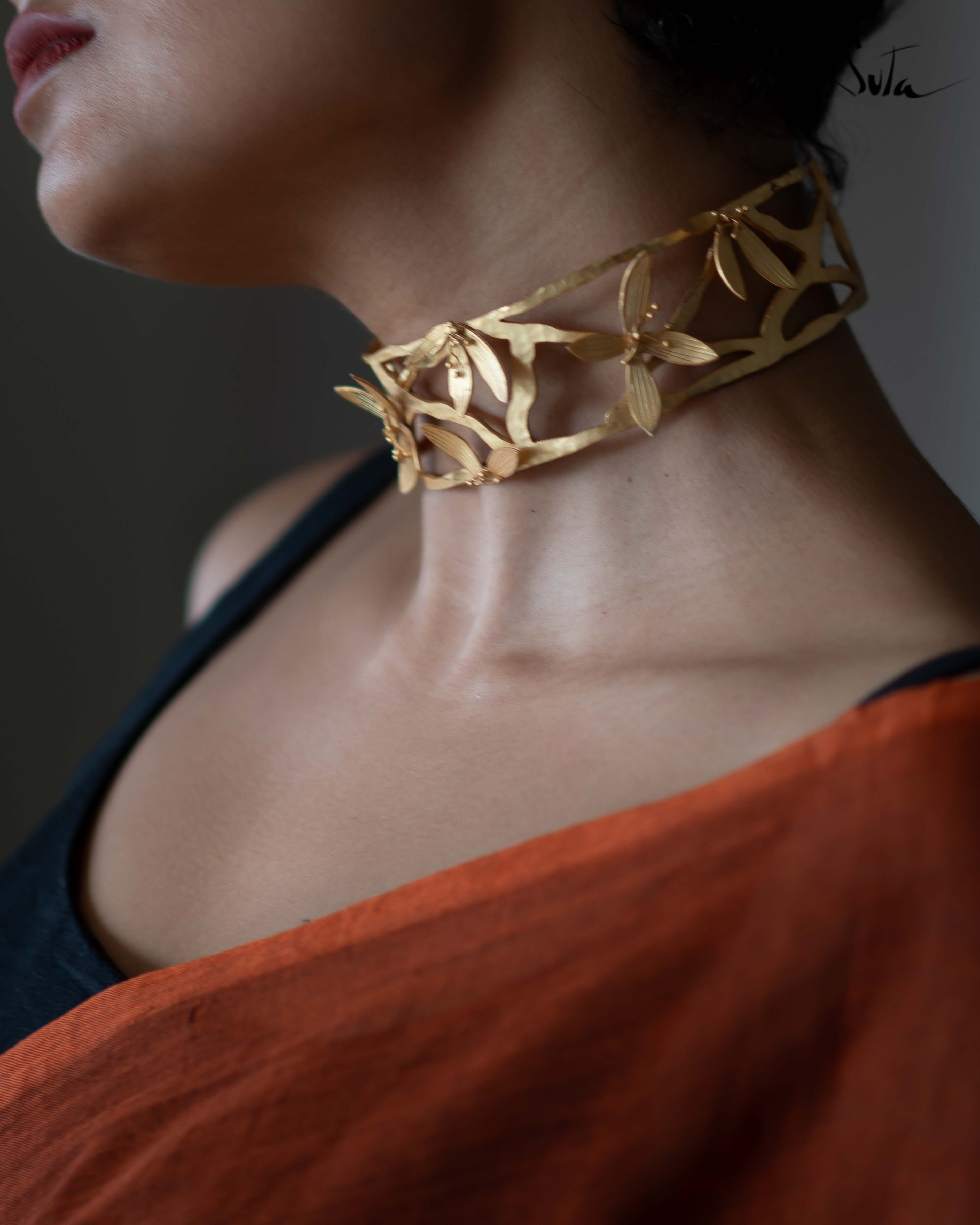 Urvashi (Choker)