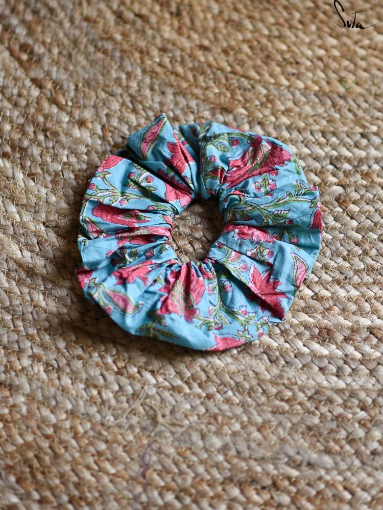 Awaken, Love (Scrunchies) - suta.in