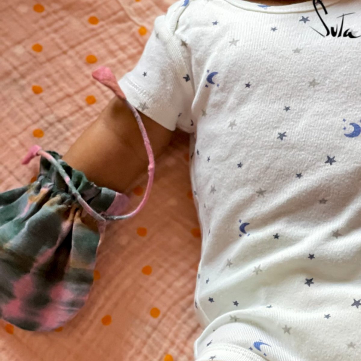 Baby Pixie Dust (Baby Mittens) - suta.in