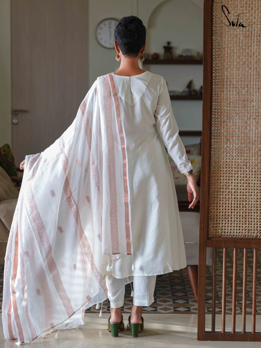 Chand Ka Chehra - suta
