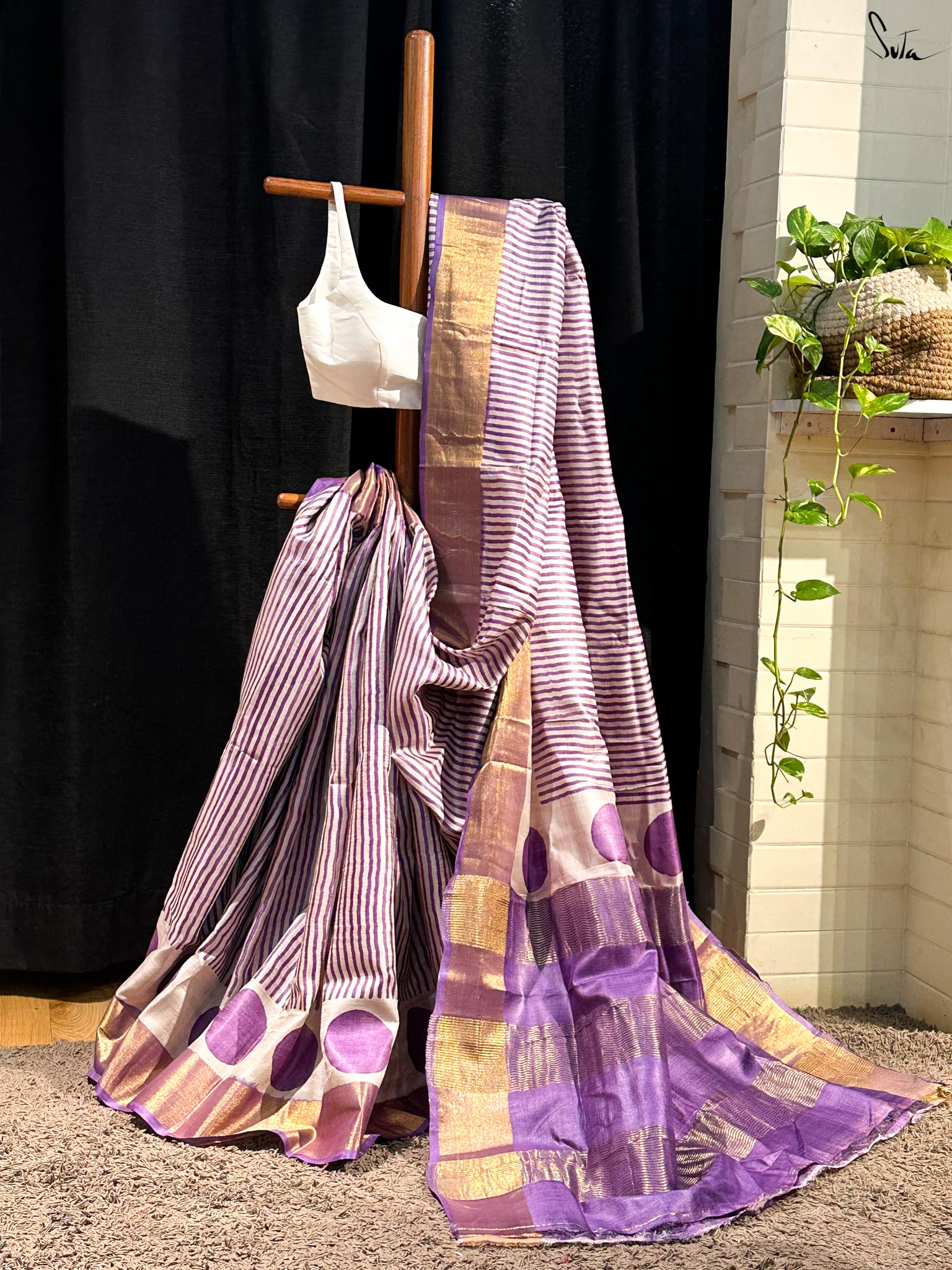 Rangrez Morni (Hand Painted Pure Silk Saree)