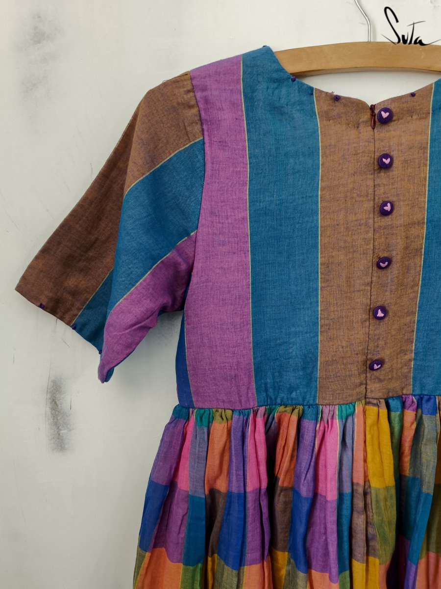 Loves me Nought - suta