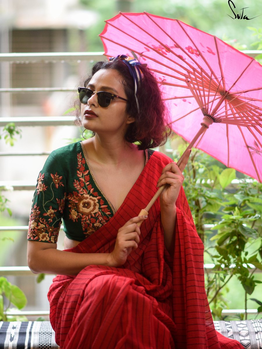 My Photo In A Red Saree - suta.in