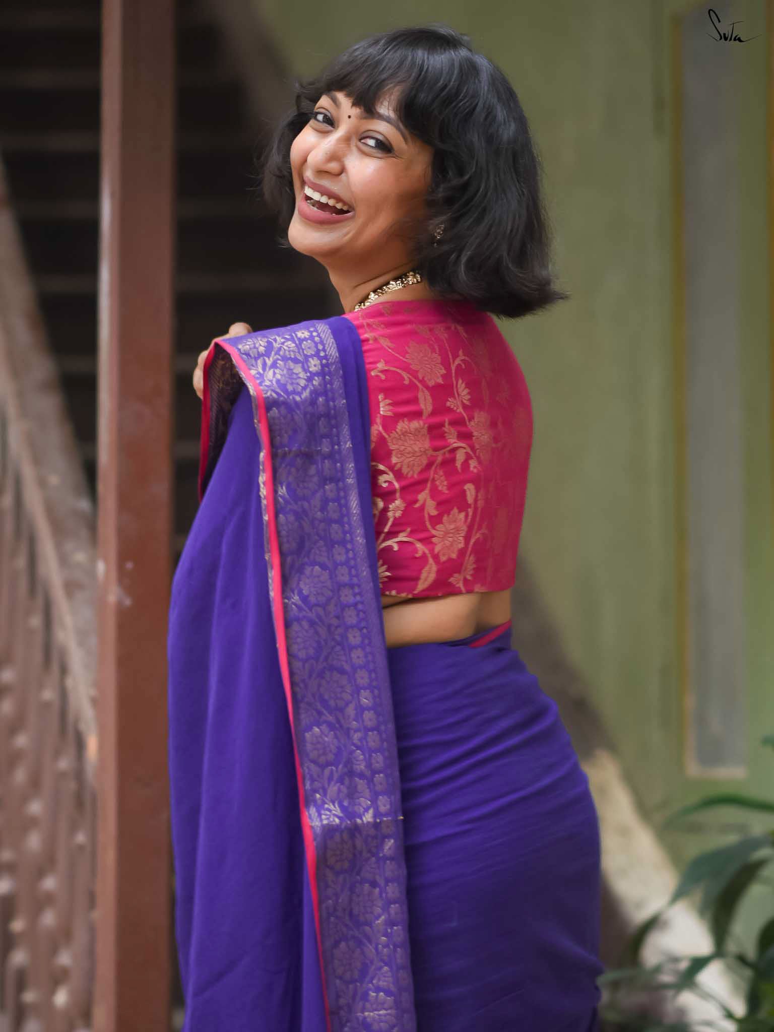 Neela zar
