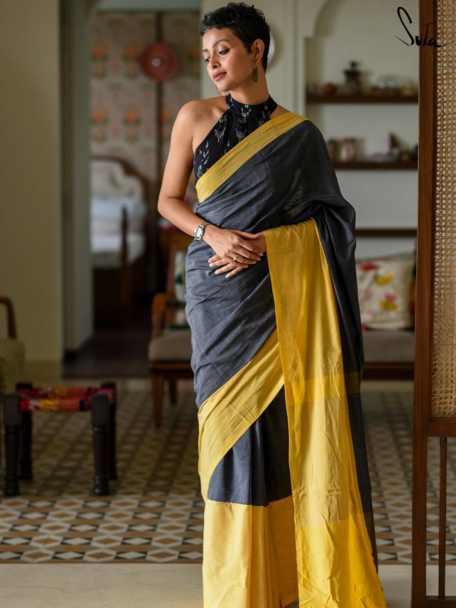 PYAARI PHEOBE - suta