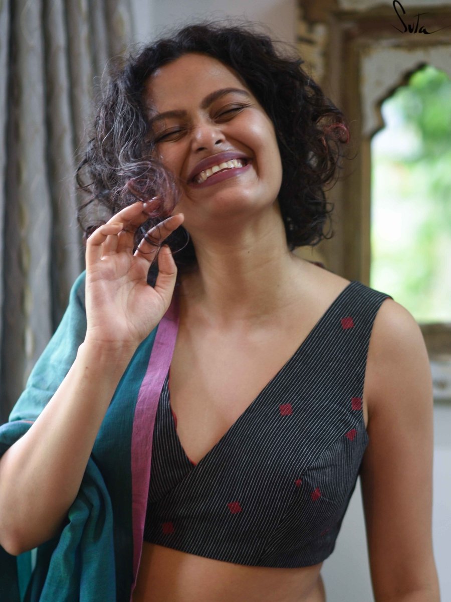 Red and Black Alat Palat (Blouse) - suta.in