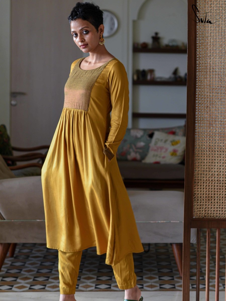 Sooraj Ki Pehli Kiran - suta