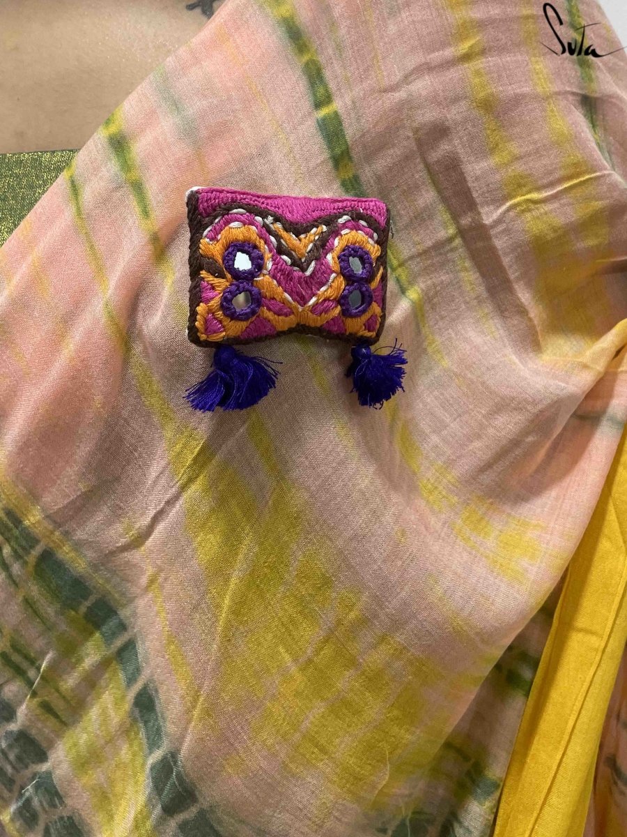 Suraj Ki Parchaai (Brooch) - suta.in