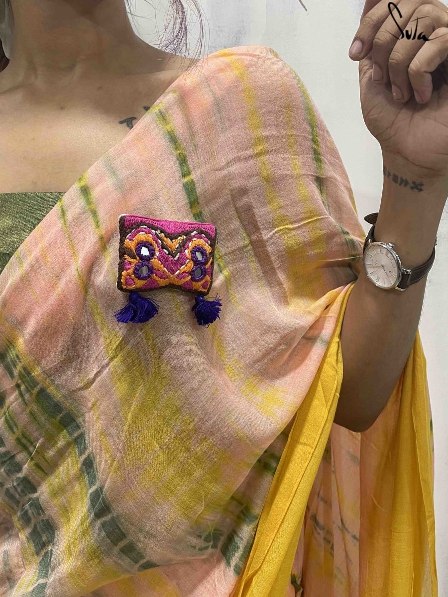 Suraj Ki Parchaai (Brooch) - suta.in