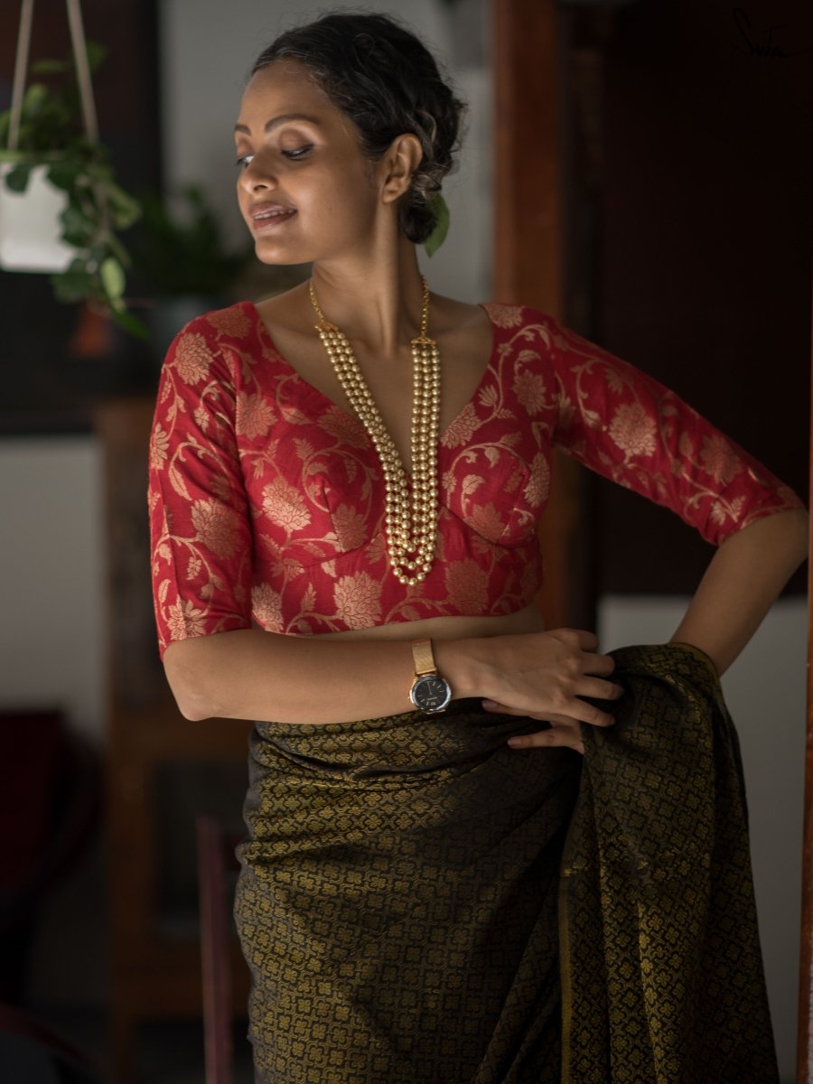 Varuna Ki Lehrein - suta