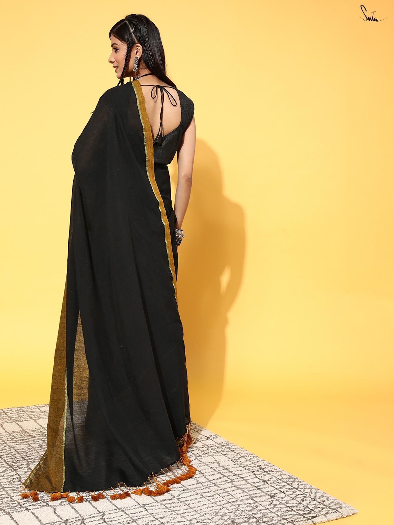 Sunehara Saree