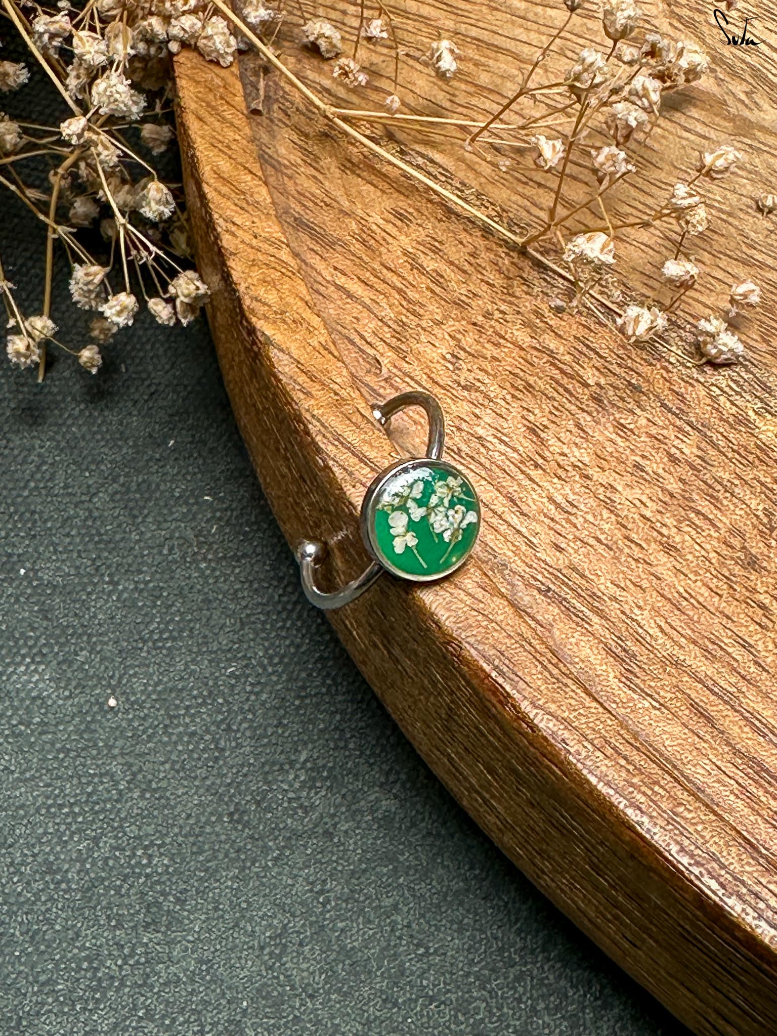 Bird's Nest Jade