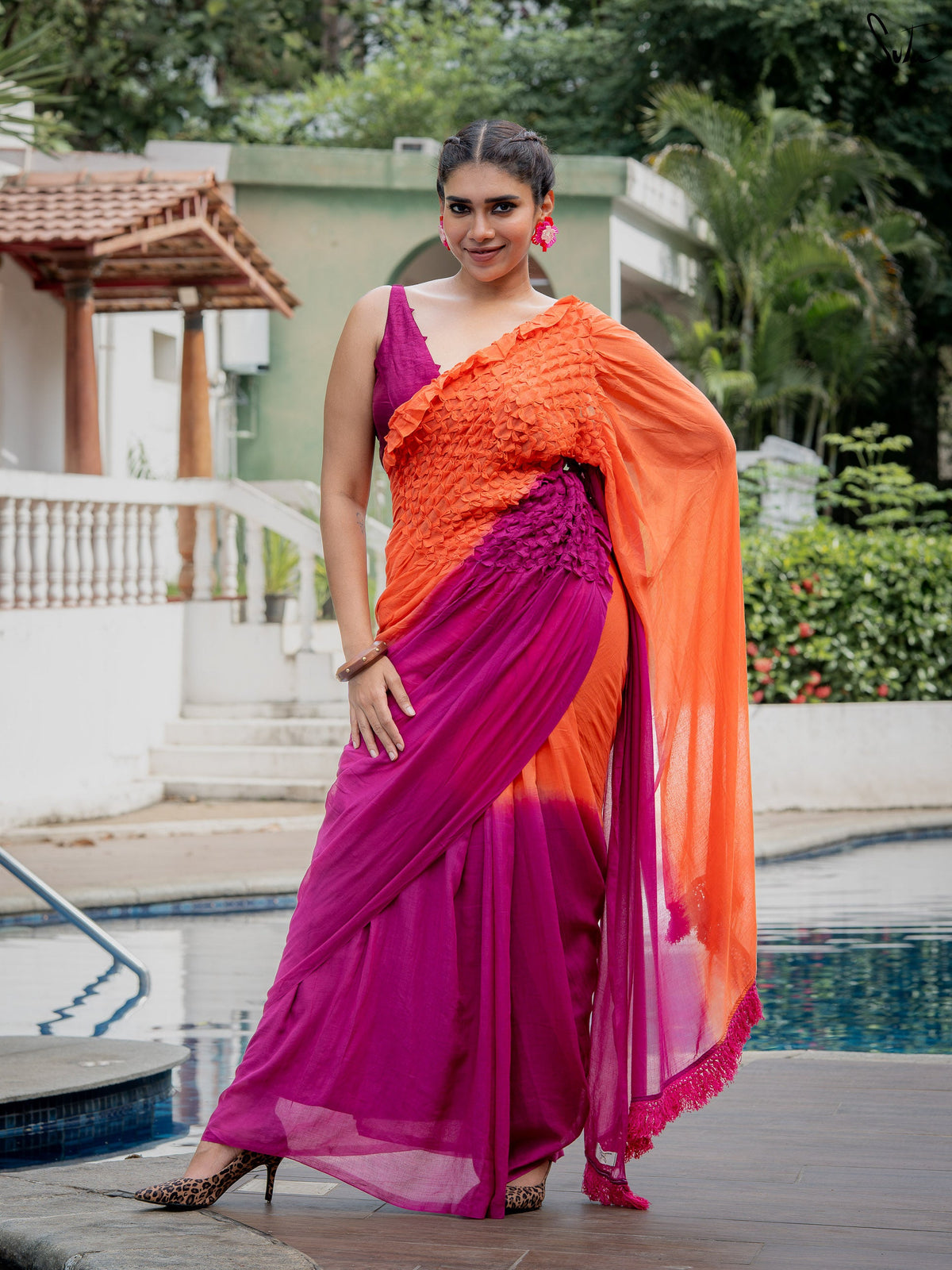 Suta x Dushara-Jalrukhmini -Purple-Pink to Orange Gradient Smocking Saree