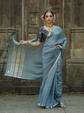 Dhusar Moumita