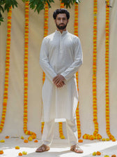 Safed sa Man (Kurta)