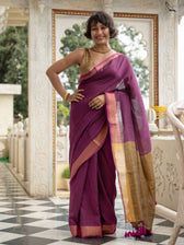 Dusky Dhoop
