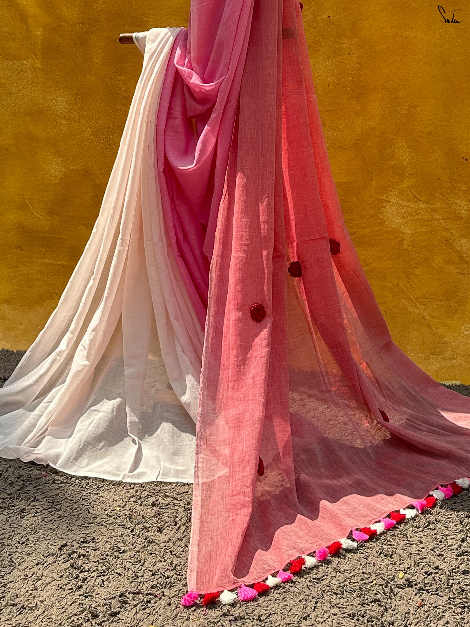 Gulabi Chandrika
