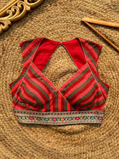 Gulabi Ghoomar