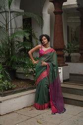 Gulabi Hara pushkar