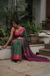 Gulabi Hara pushkar