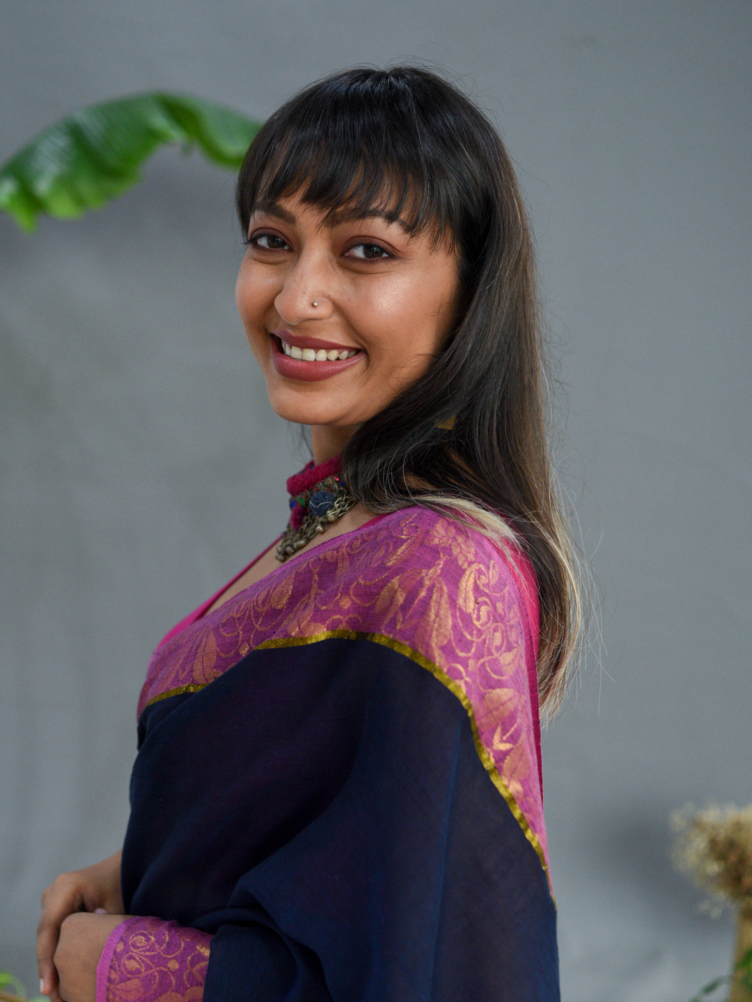 Gulabi Zari Saree