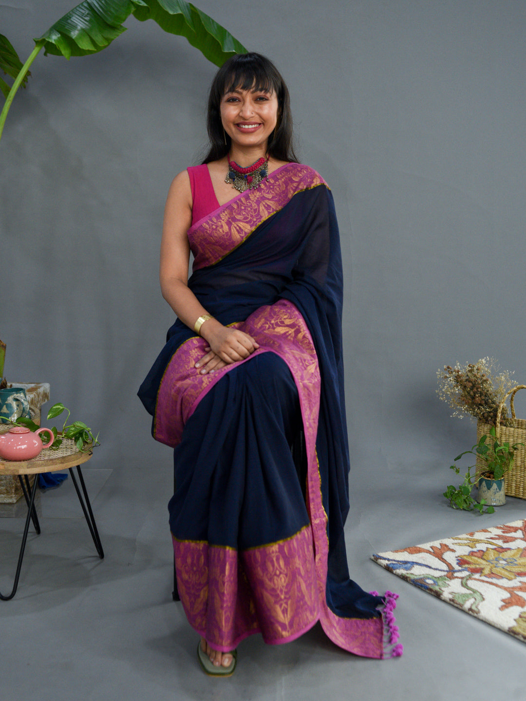 Gulabi Zari Saree