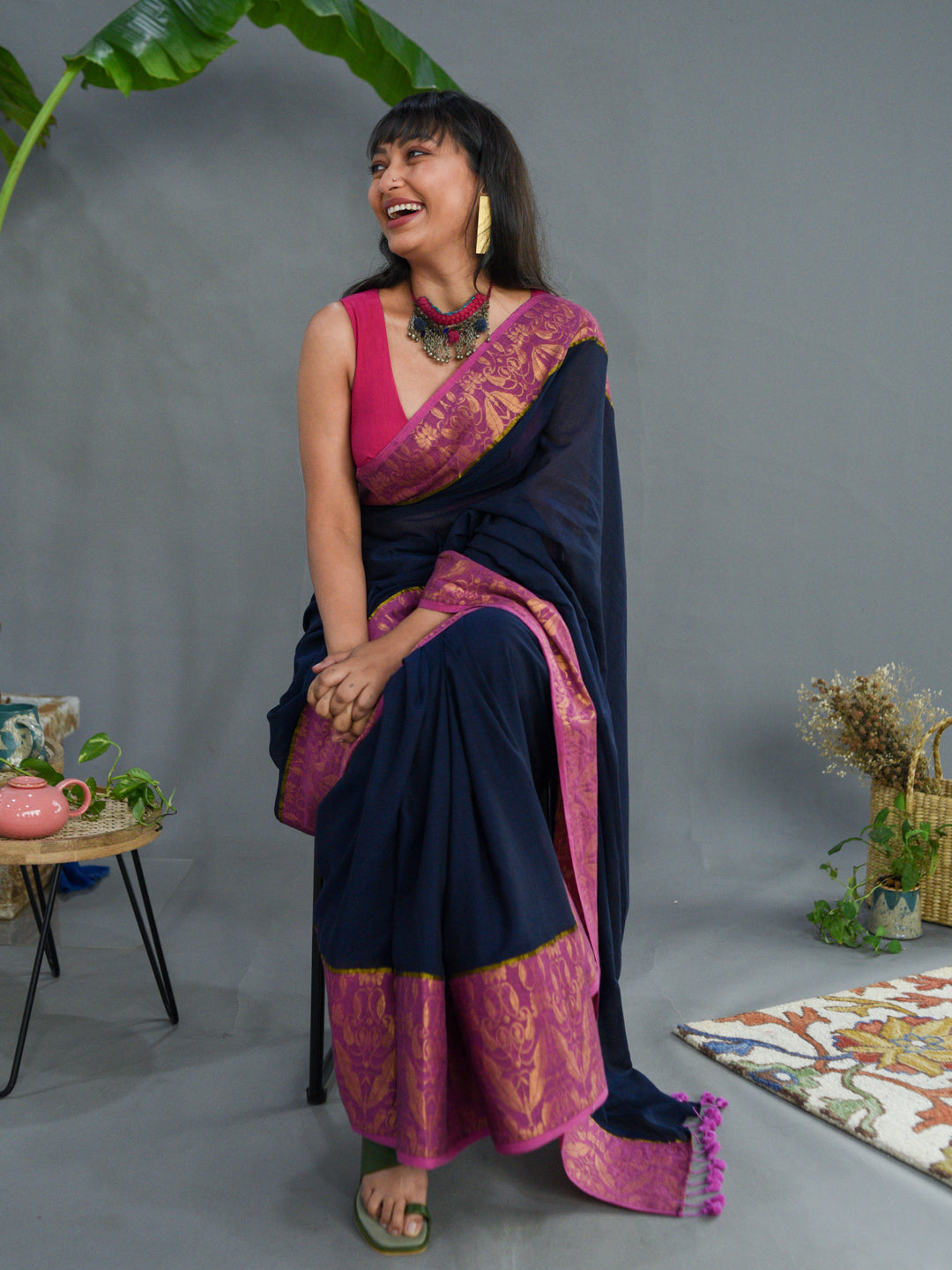 Gulabi Zari Saree